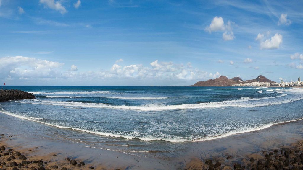 PLAYA-DE-LAS-CANTERAS